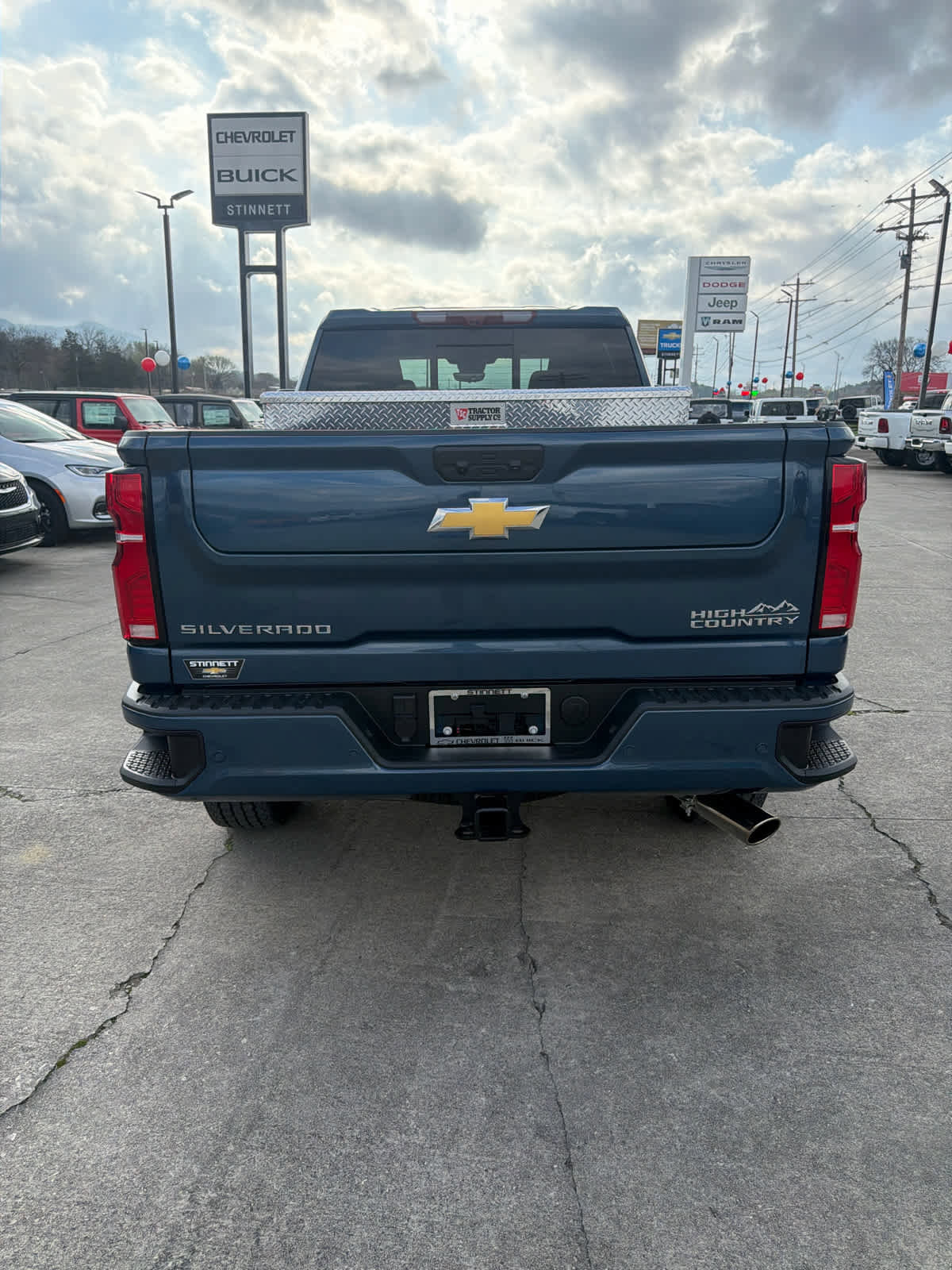 Used 2025 Chevrolet Silverado 2500 High Country w/ Technology Package image 8