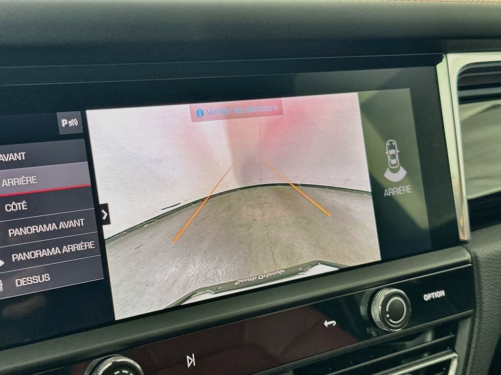 Certified 2026 Porsche Macan AWD/4WD image 16