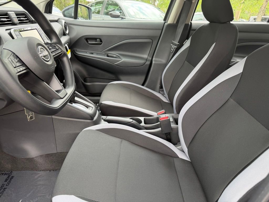 Used 2025 Nissan Versa S w/ Trunk Package FWD image 17