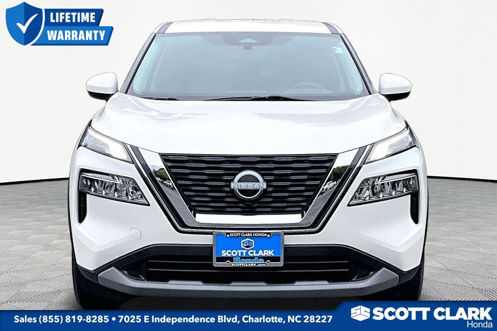 Used 2023 Nissan Rogue SV AWD/4WD image 2