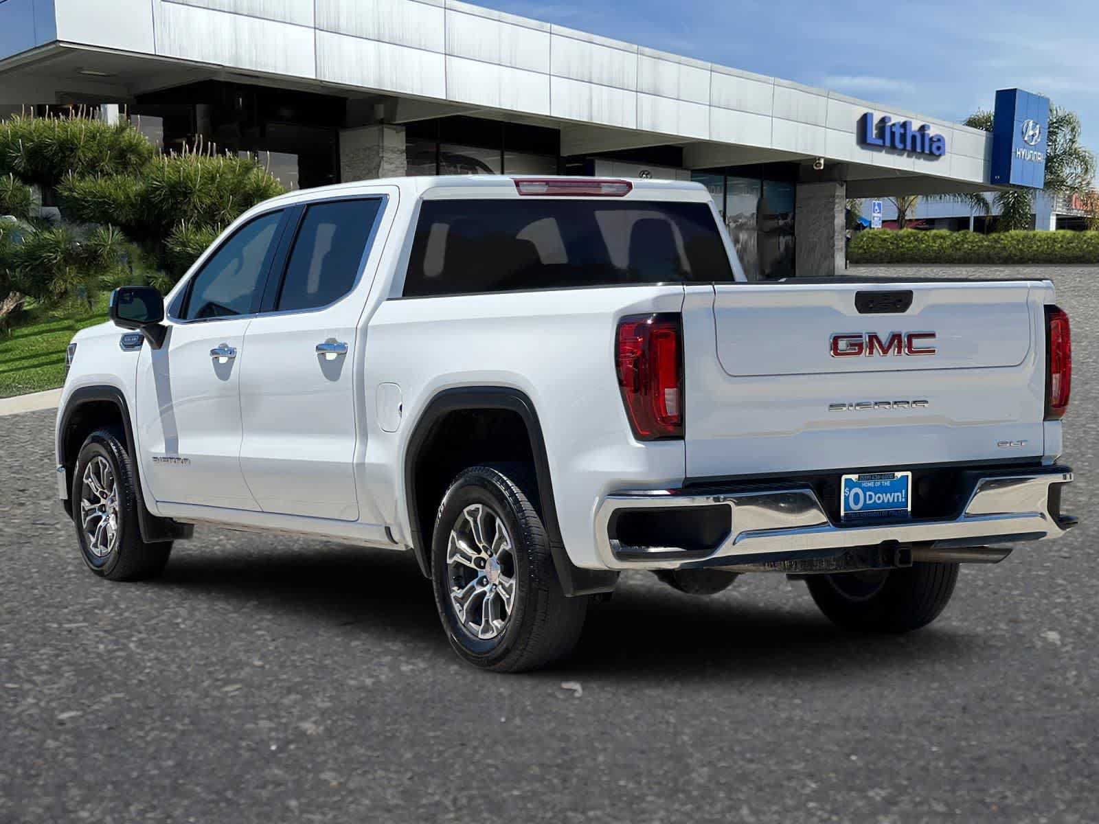 Used 2025 GMC Sierra 1500 SLT RWD image 7