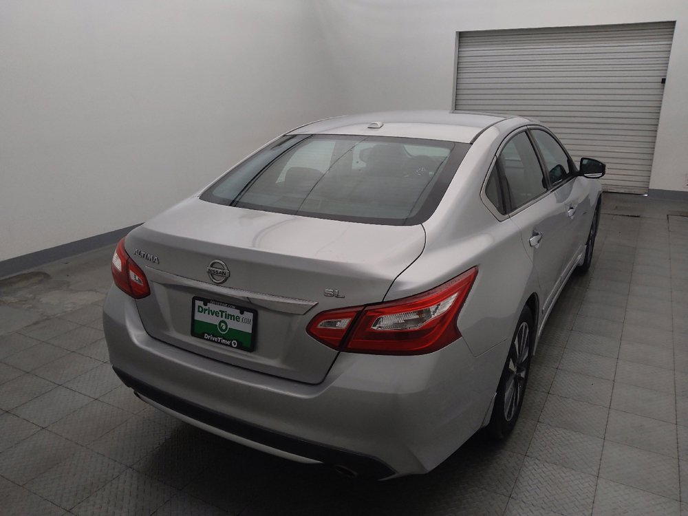 Used 2016 Nissan Altima 2.5 SL w/ 2.5 Technology Package FWD image 7