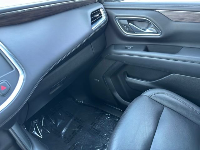 Used 2021 Chevrolet Suburban Z71 w/ Rear Media and Nav Package AWD/4WD image 27