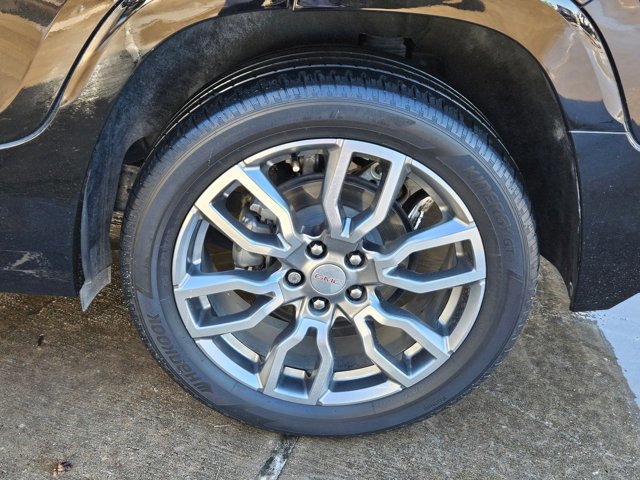 Used 2023 GMC Terrain Denali image 24