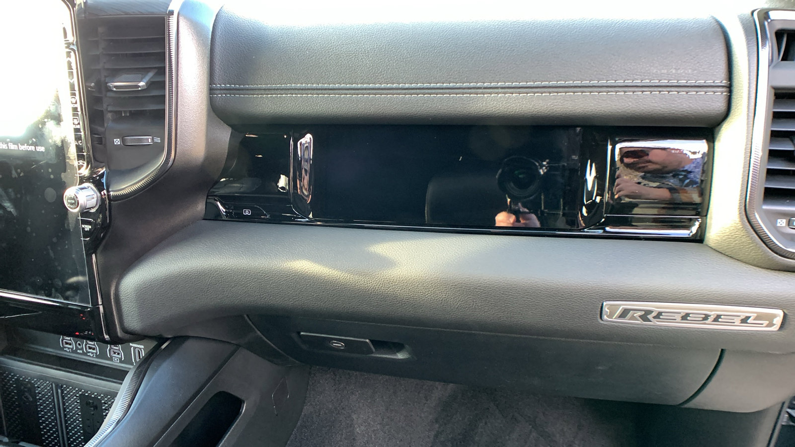 New 2026 RAM 1500 Rebel image 32