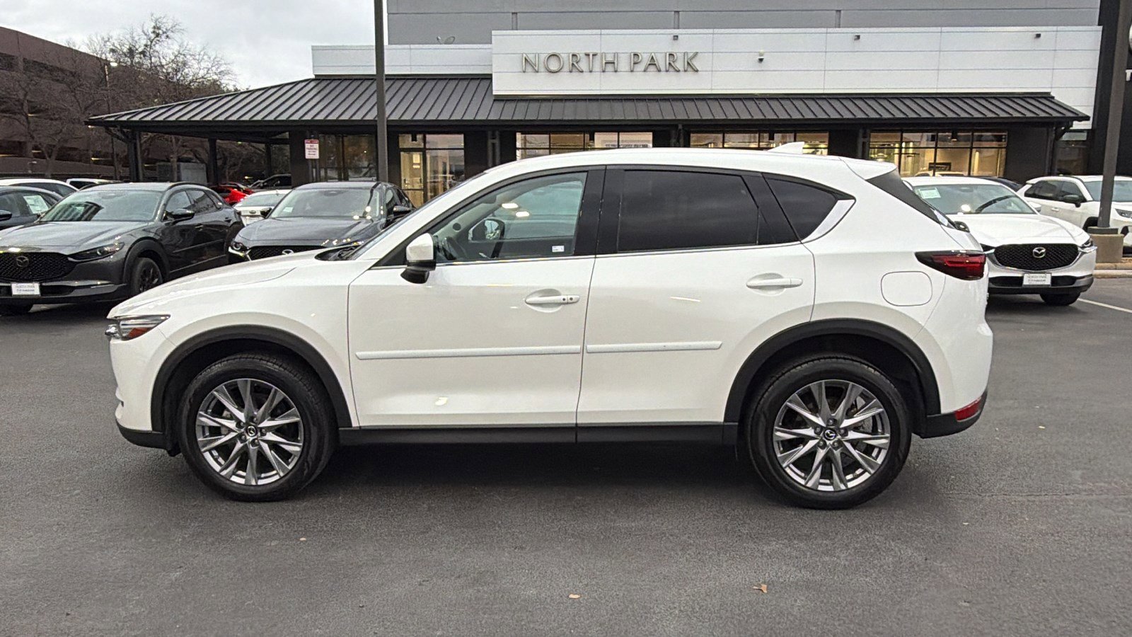 Used 2020 MAZDA CX-5 Grand Touring w/ GT Premium Package image 5