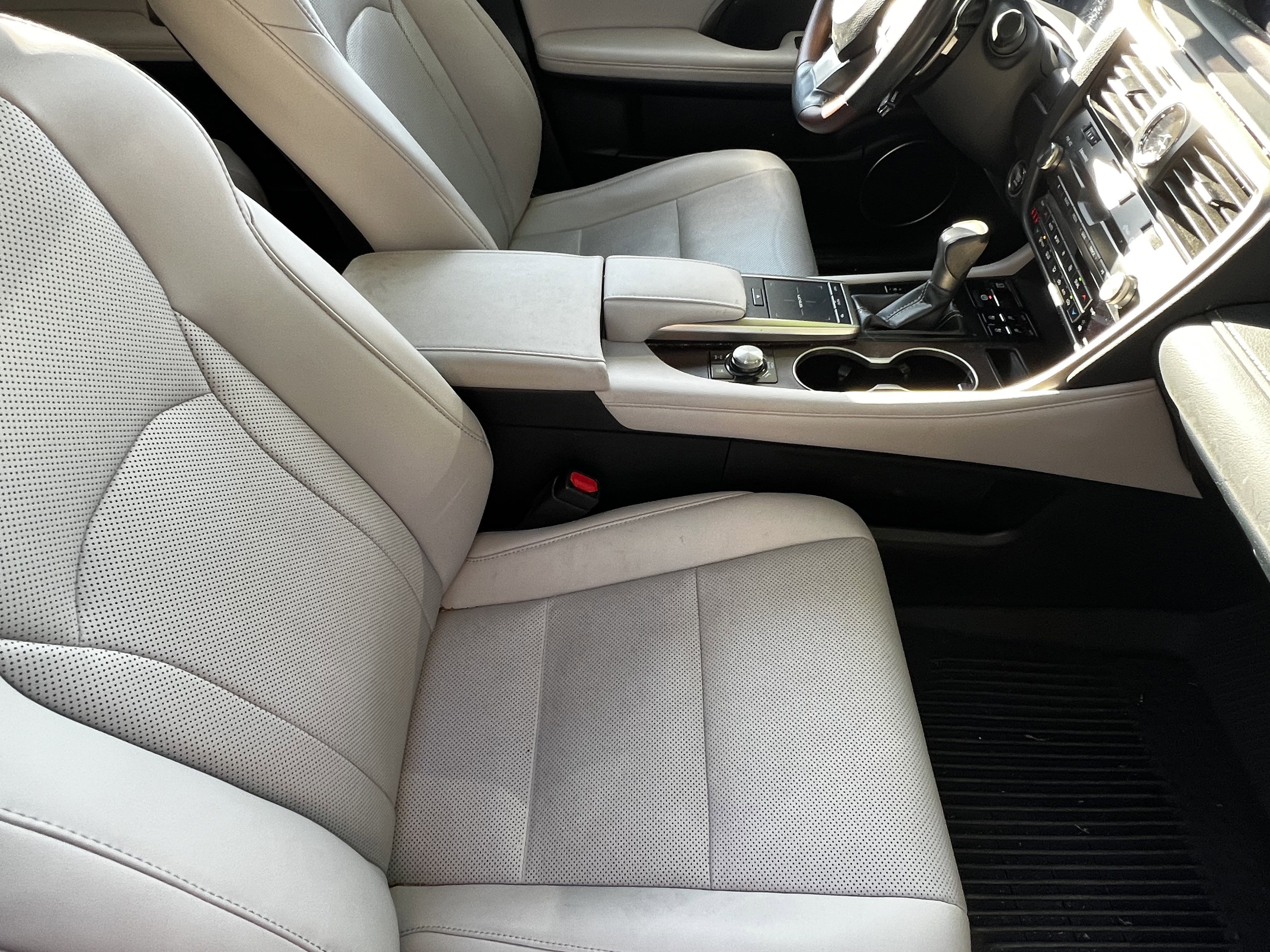 Used 2022 Lexus RX 350 AWD w/ Premium Package image 44