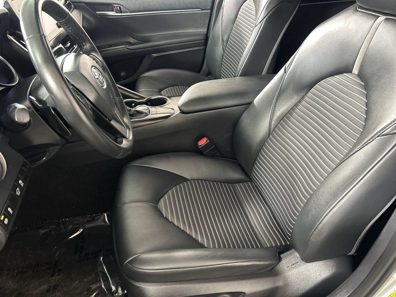 Used 2024 Toyota Camry SE FWD image 21