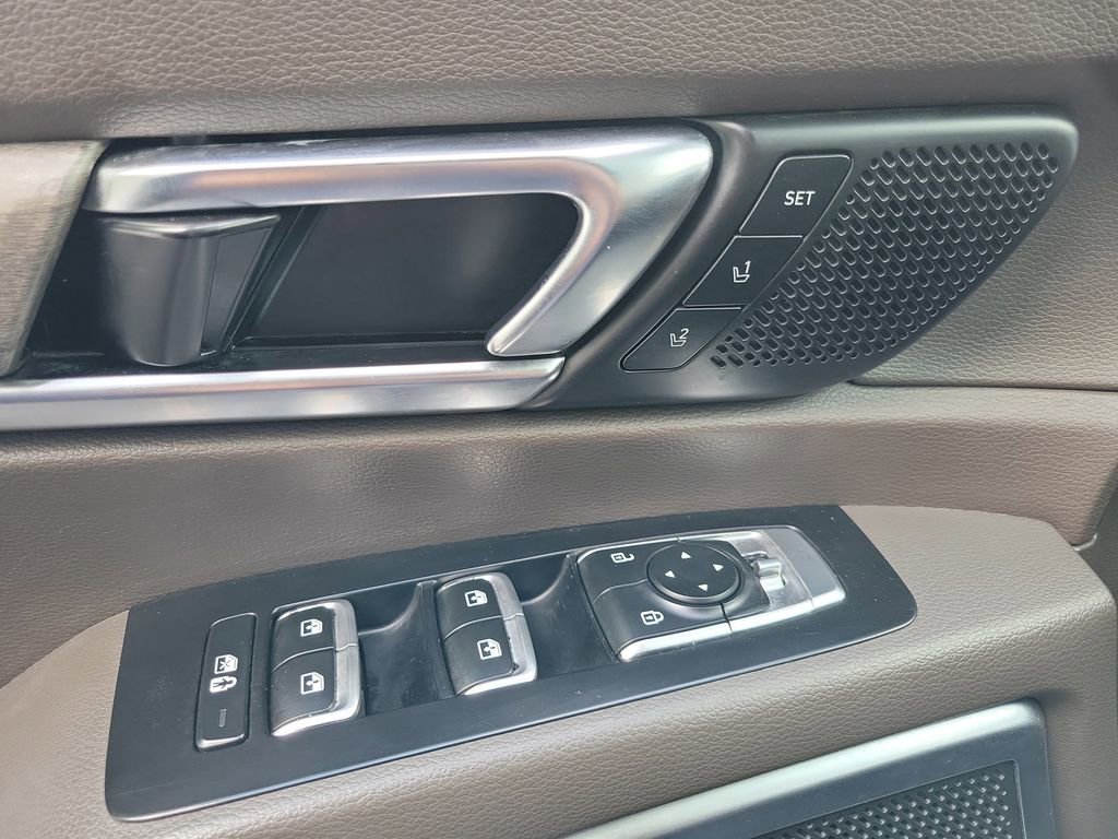 Used 2020 Kia Telluride SX w/ Towing Package image 19