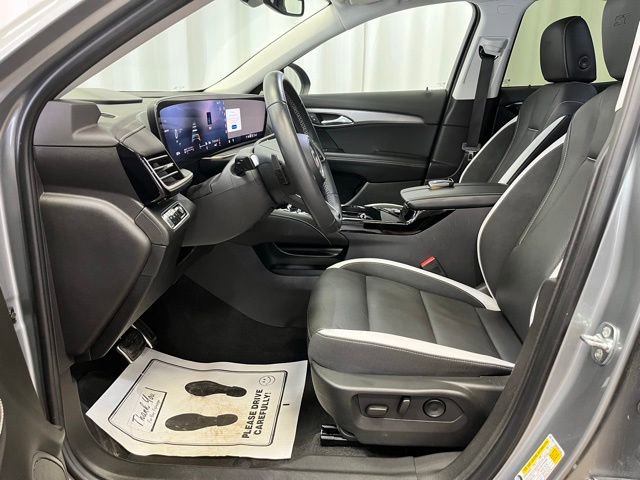 Used 2024 Buick Envision Sport Touring image 4