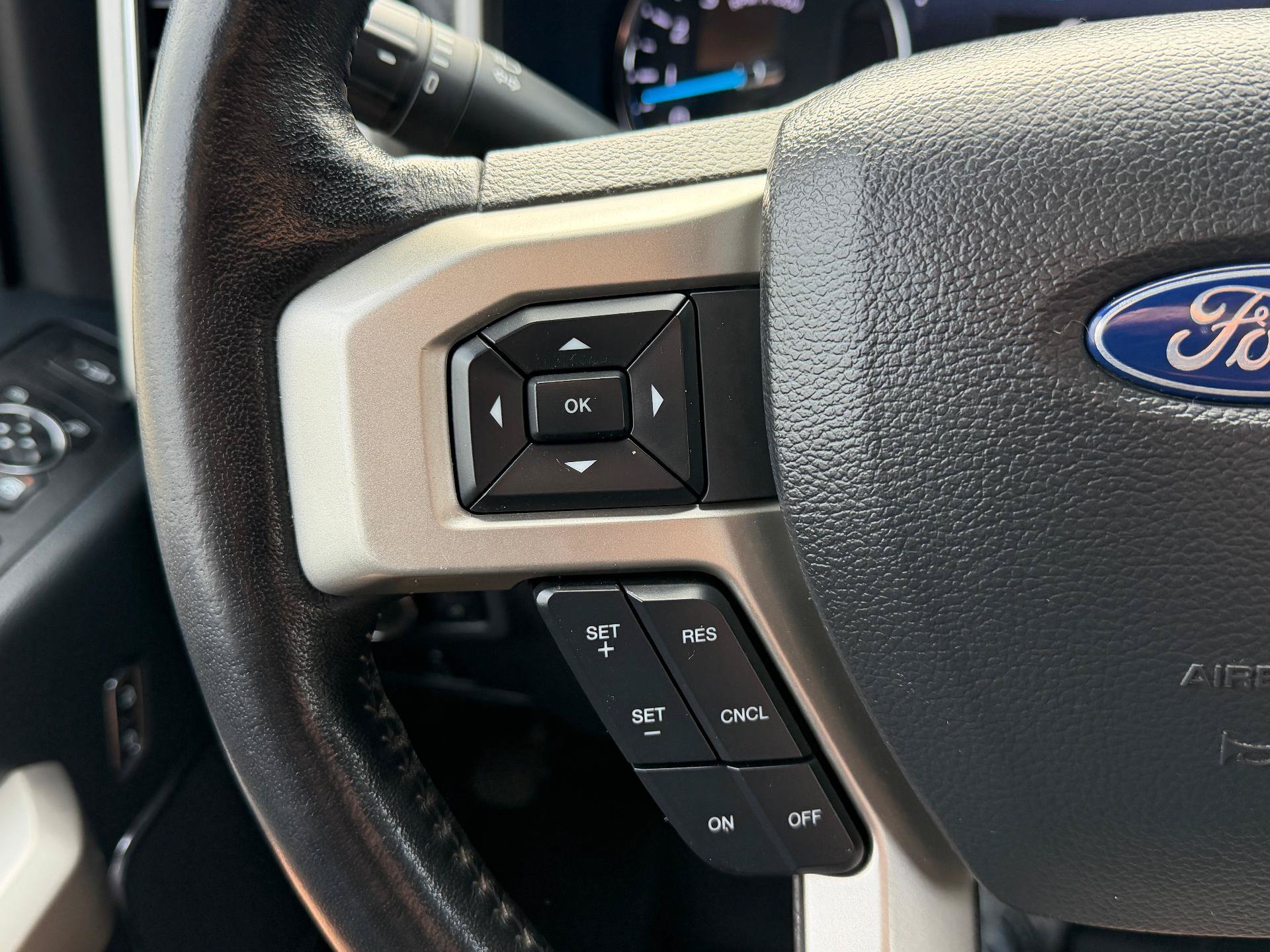 Used 2022 Ford F250 Lariat AWD/4WD image 13