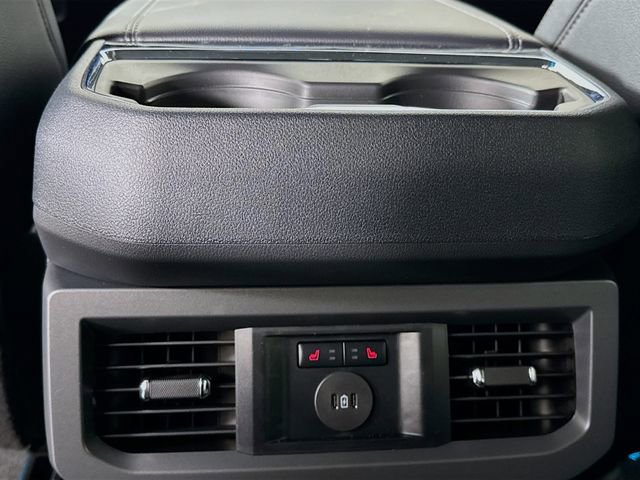 New 2026 Ford F250 Lariat w/ Chrome Package image 31