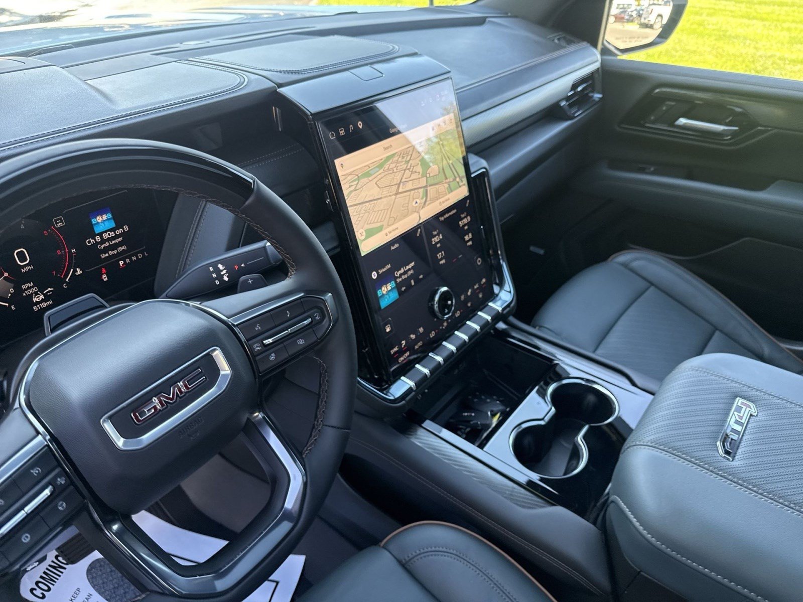 Used 2026 GMC Yukon AT4 w/ AT4 Premium Plus Package AWD/4WD image 22