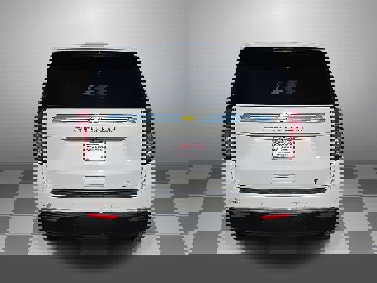 Used 2022 Chevrolet Suburban LT w/ Luxury Package image 5