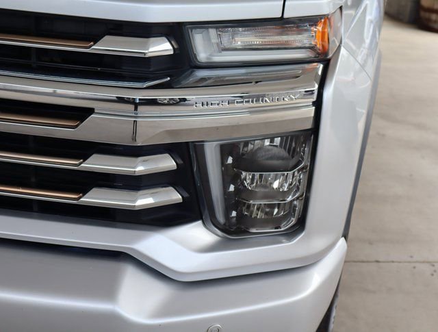 Used 2020 Chevrolet Silverado 3500 High Country w/ Technology Package AWD/4WD image 10