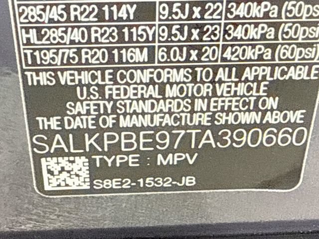 New 2026 Land Rover Range Rover Long Wheelbase SE AWD/4WD image 34