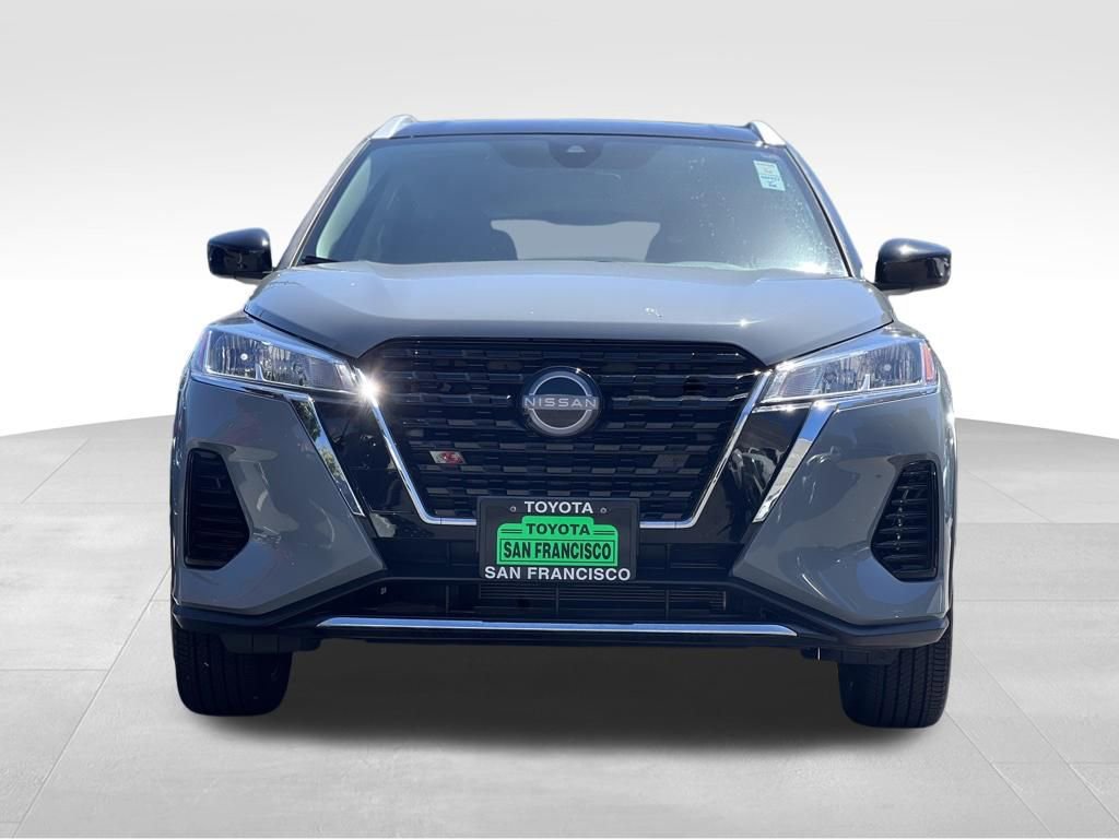 Used 2023 Nissan Kicks SV FWD image 8