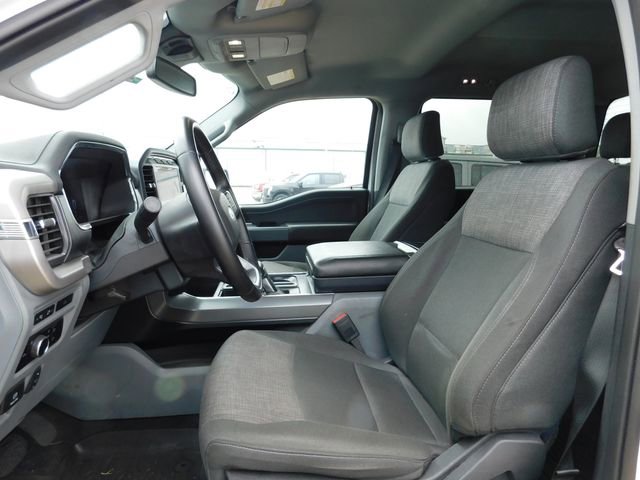 Used 2023 Ford F150 Lightning XLT image 13