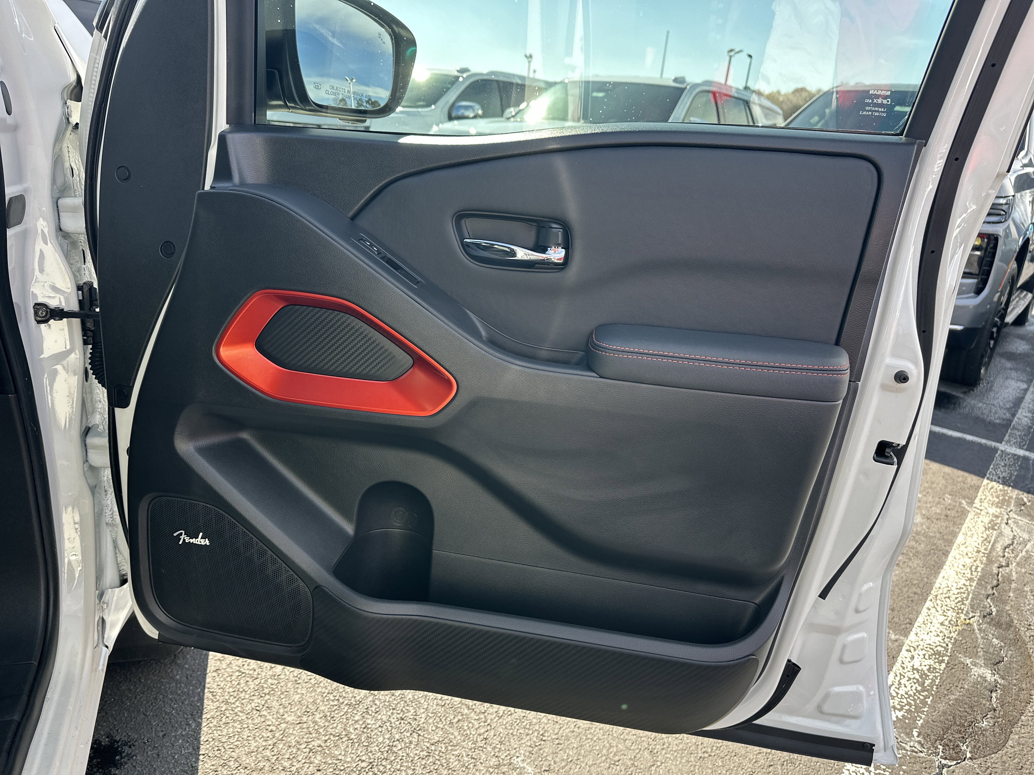 Used 2024 Nissan Frontier PRO-4X w/ Pro Premium Package image 15