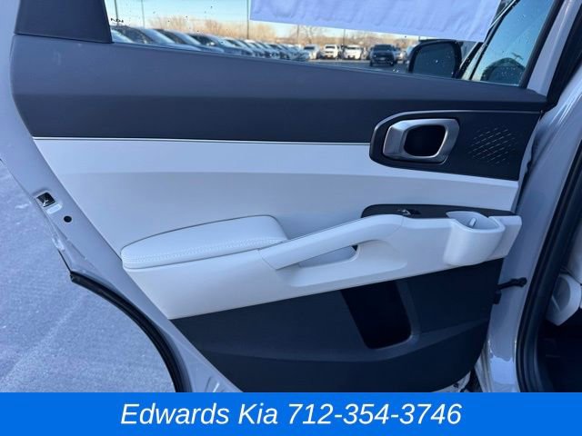 New 2025 Kia Sorento S w/ Panoramic Sunroof Package image 13