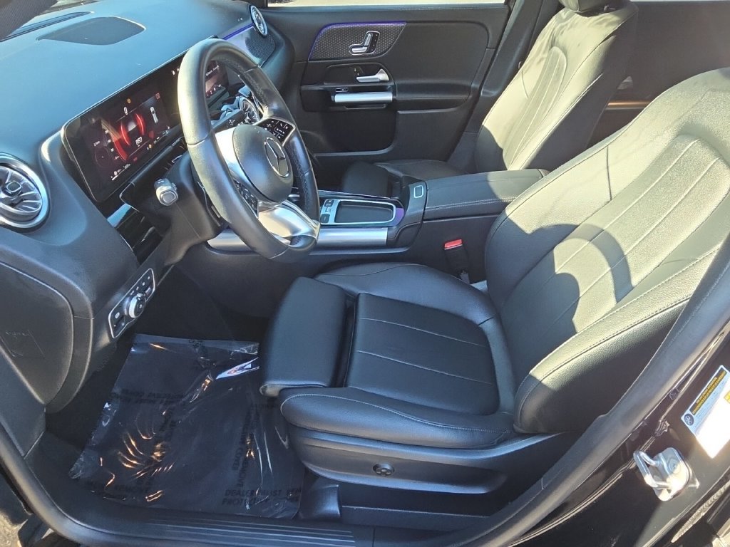 Used 2025 Mercedes-Benz GLA 250 image 10