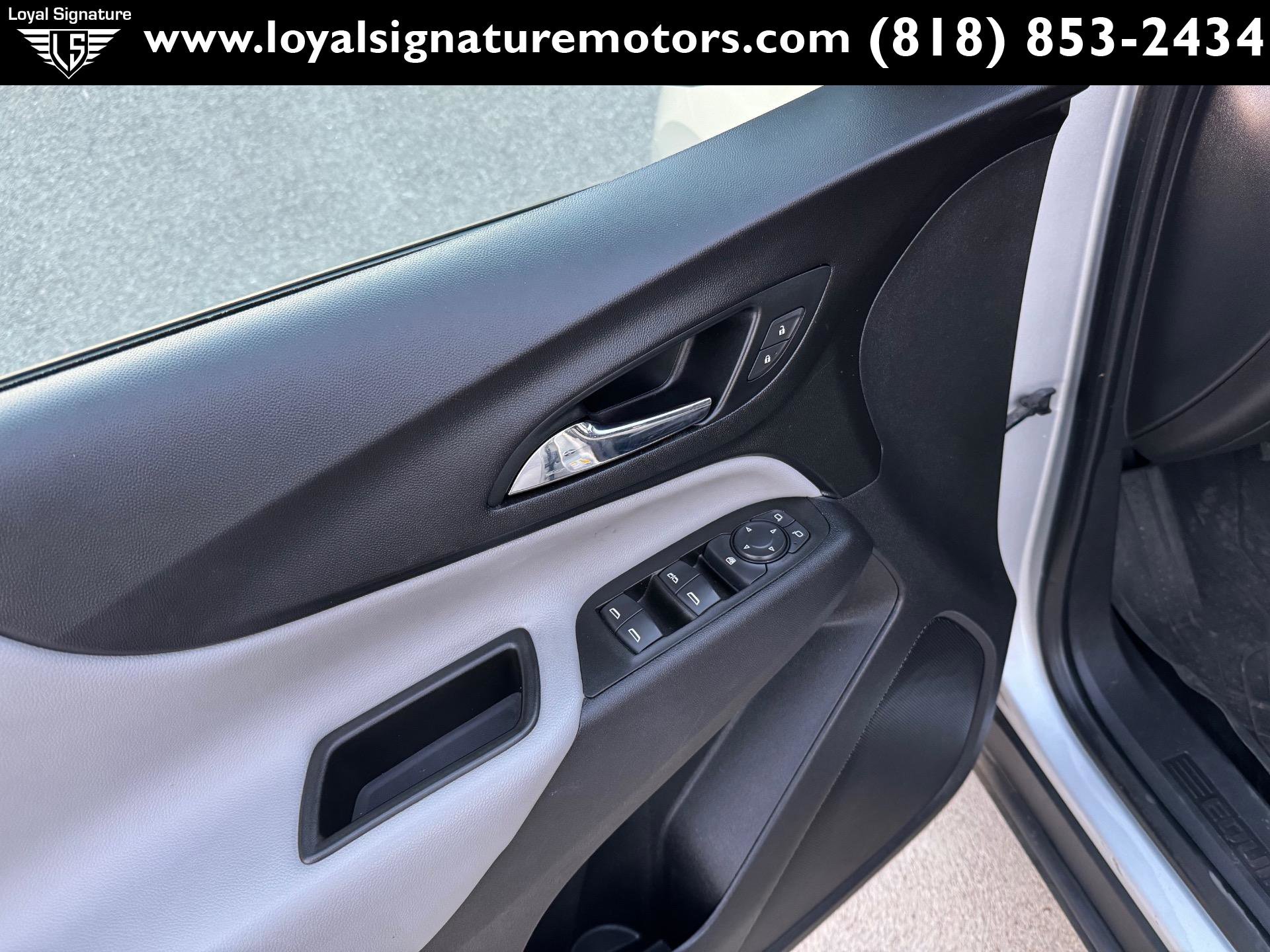 Used 2020 Chevrolet Equinox LS w/ LS Convenience Package image 17