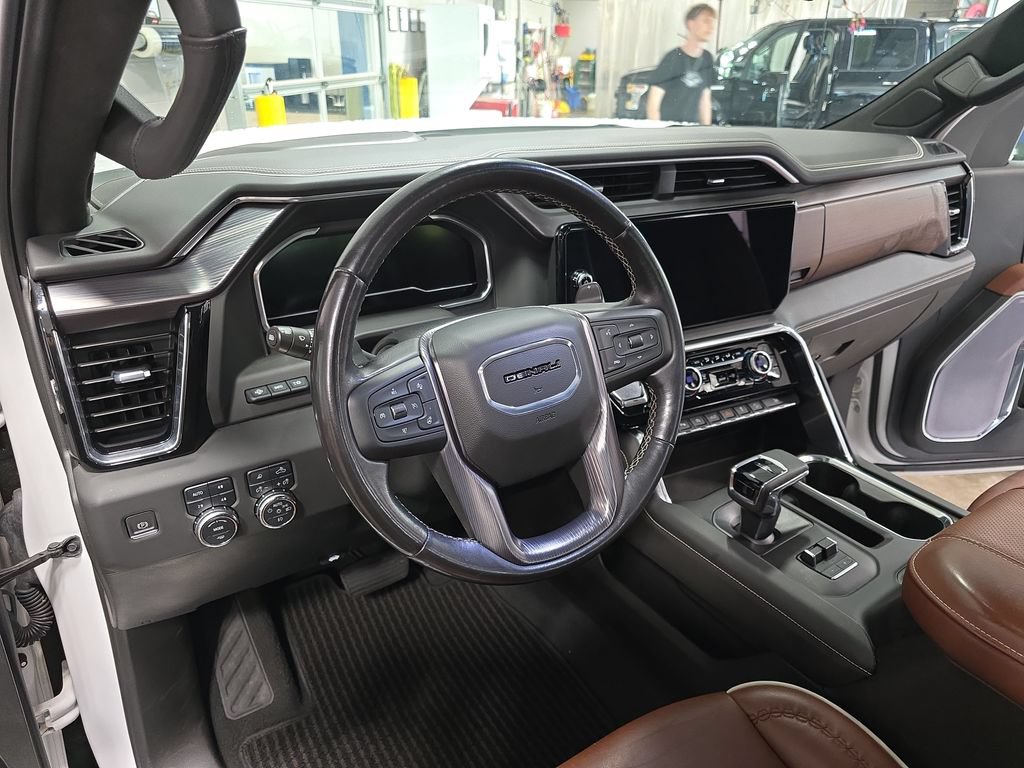 Certified 2023 GMC Sierra 1500 Denali Ultimate AWD/4WD image 16