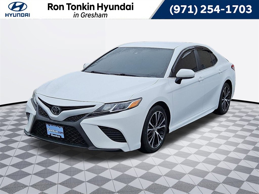 Used 2020 Toyota Camry SE
