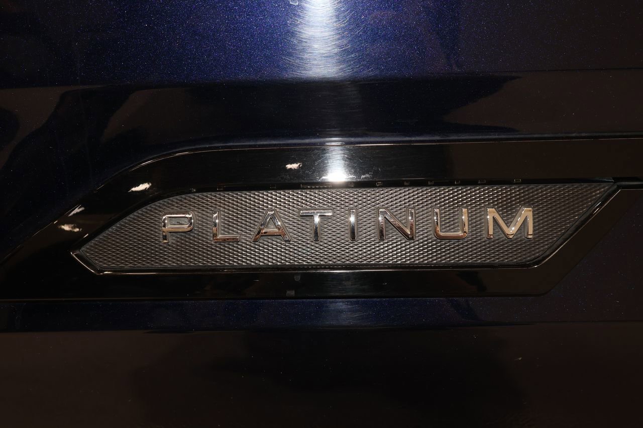 Used 2023 Toyota Tundra Platinum image 36