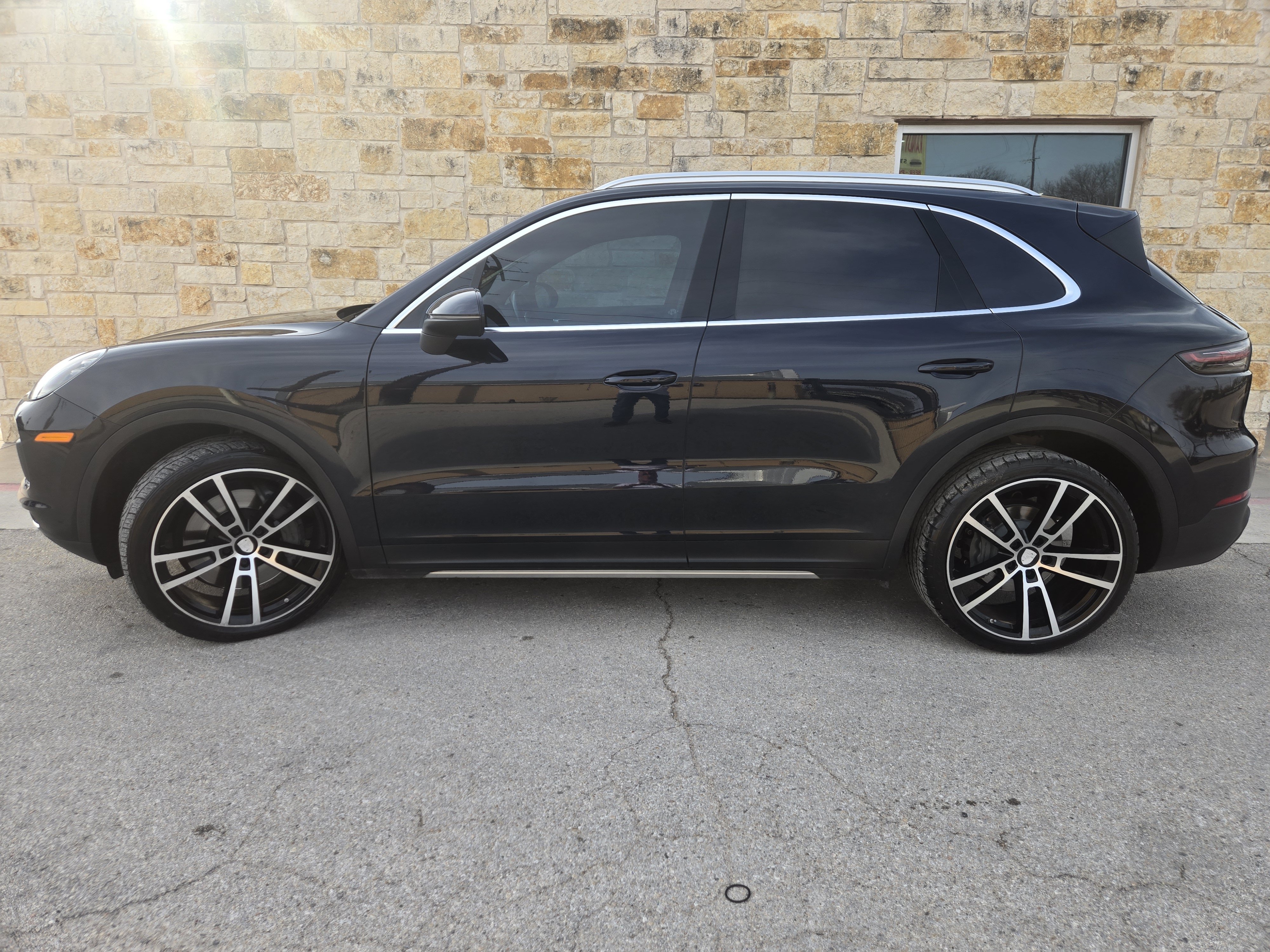 Used 2020 Porsche Cayenne S AWD/4WD image 1