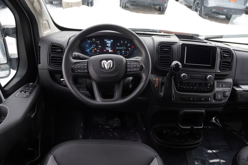 Used 2025 RAM ProMaster 2500 w/ Convenience Group image 18