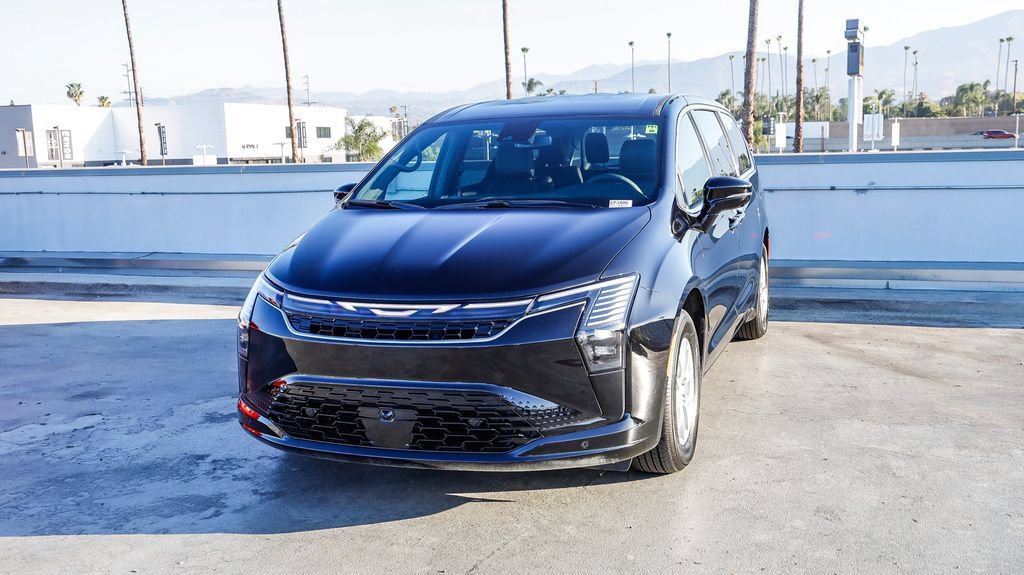 New 2027 Chrysler Pacifica Select FWD image 4