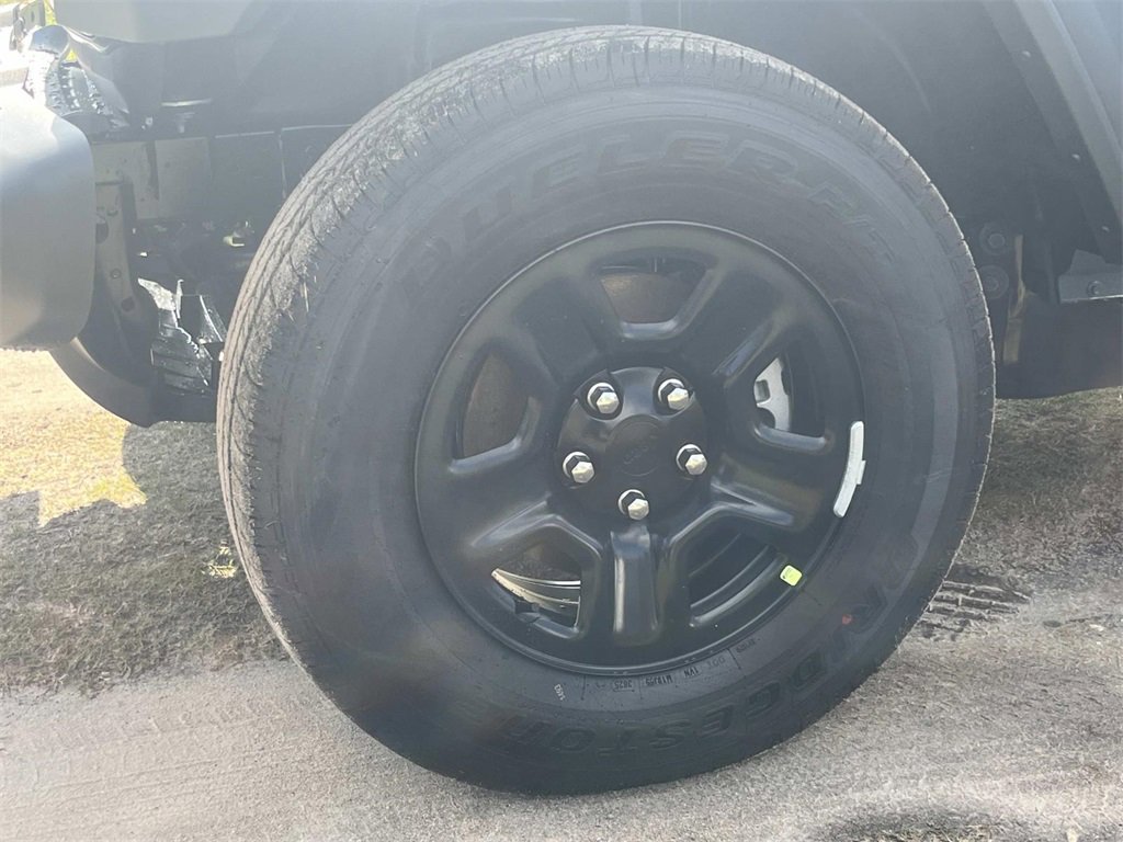 New 2026 Jeep Gladiator Sport image 9