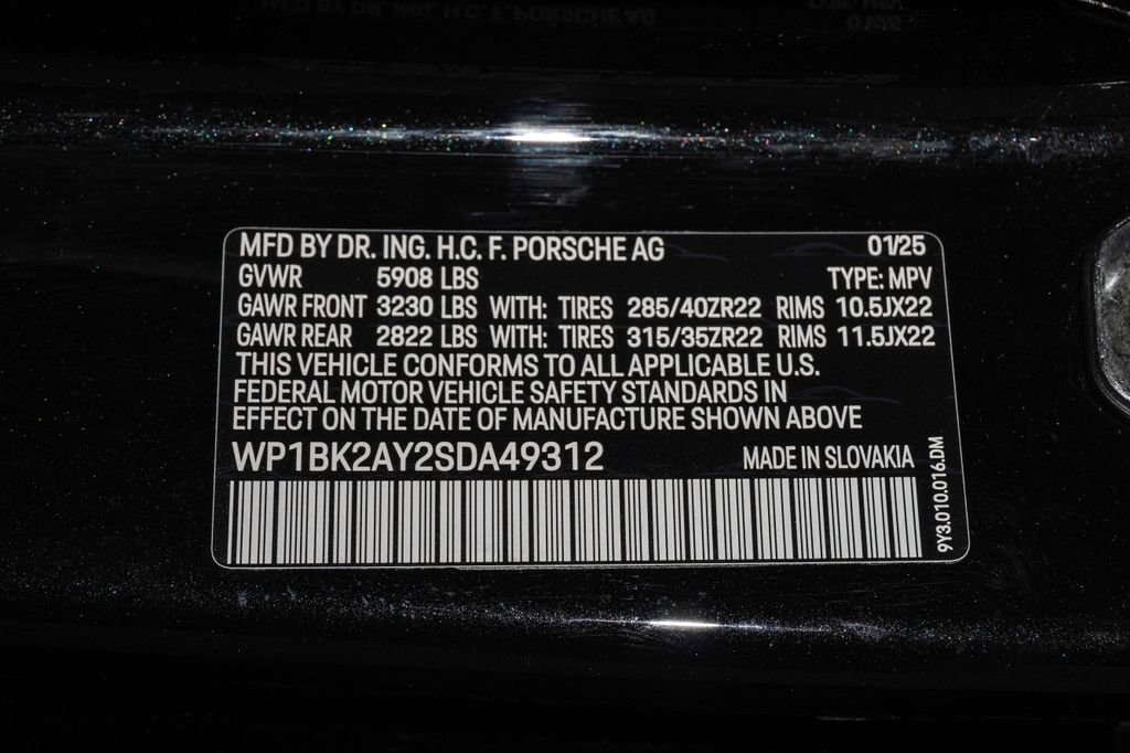 Certified 2025 Porsche Cayenne Turbo GT AWD/4WD image 30
