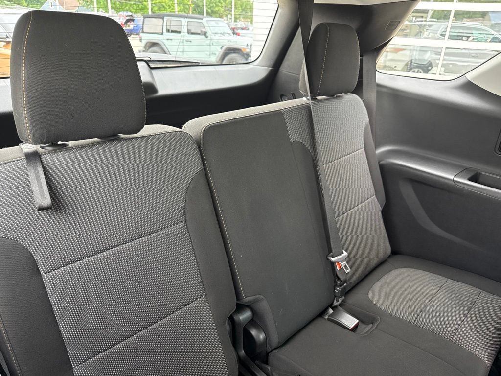 Used 2021 Chevrolet Traverse LT FWD image 48