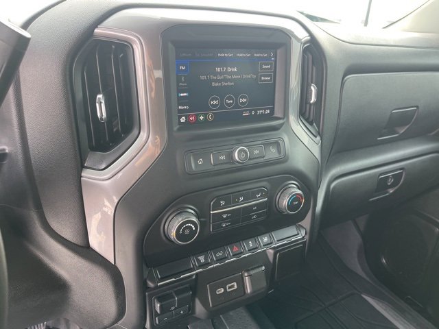 Used 2021 Chevrolet Silverado 2500 Custom w/ Custom Value Package image 28