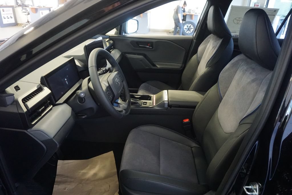 New 2026 Toyota RAV4 XSE AWD/4WD image 23