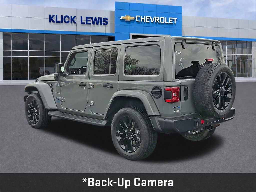 Used 2021 Jeep Wrangler Unlimited Sahara w/ Cold Weather Group image 5