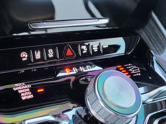 Used 2022 Jeep Wagoneer Series III image 26