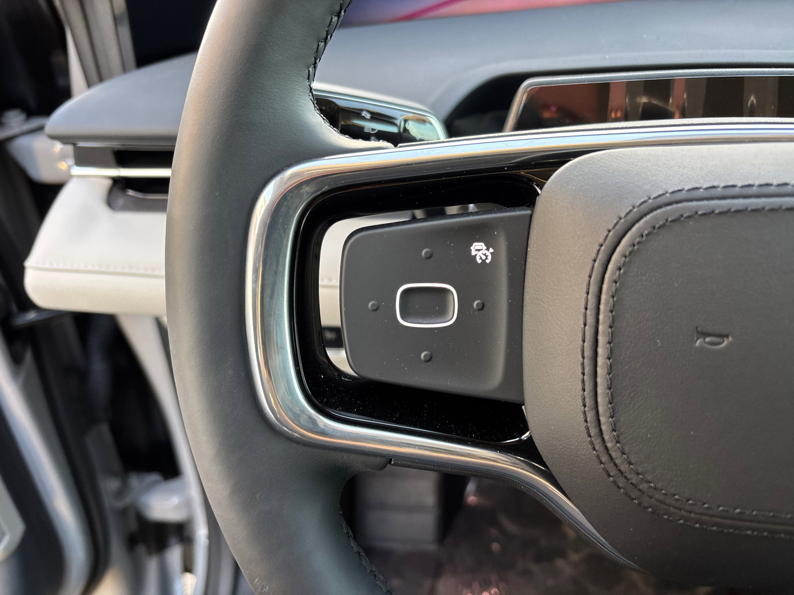 New 2026 Lincoln Nautilus Premier image 17