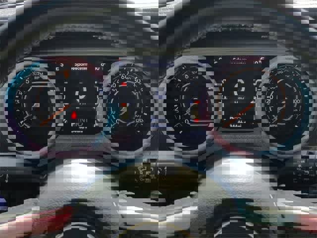 Used 2022 Jeep Wrangler Unlimited Sahara w/ Cold Weather Group image 33