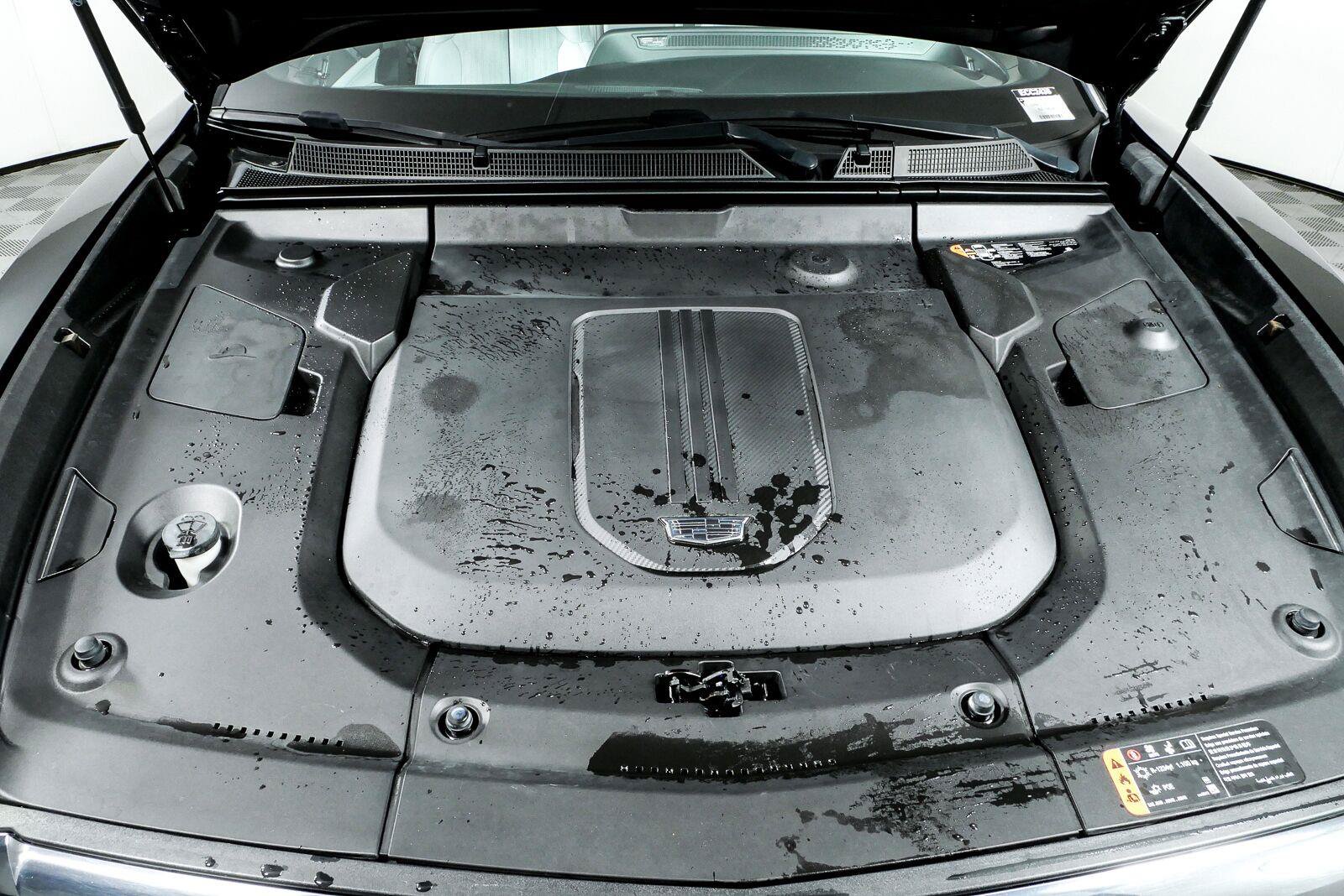 Certified 2024 Cadillac Lyriq Sport RWD image 35