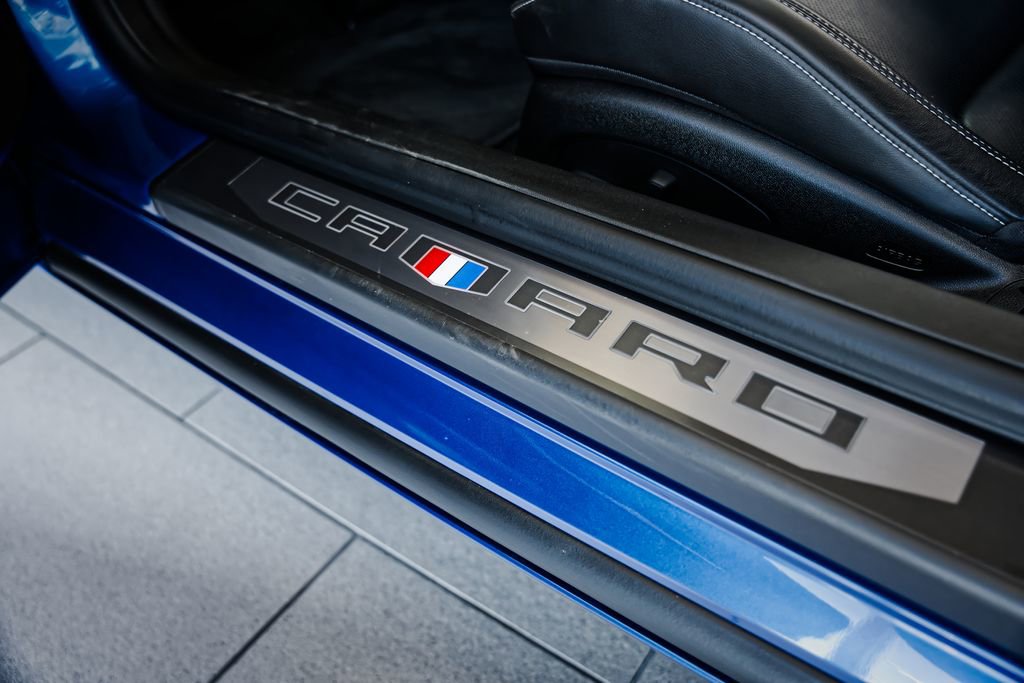 Used 2016 Chevrolet Camaro SS RWD image 7