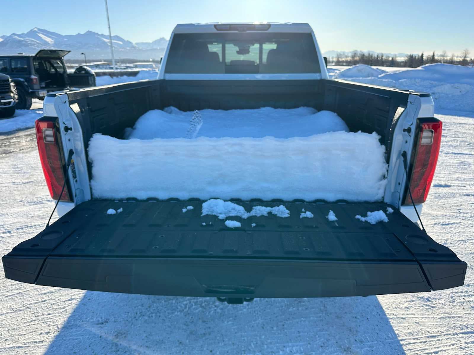 New 2026 GMC Sierra 2500 Denali w/ Denali Reserve Package image 14