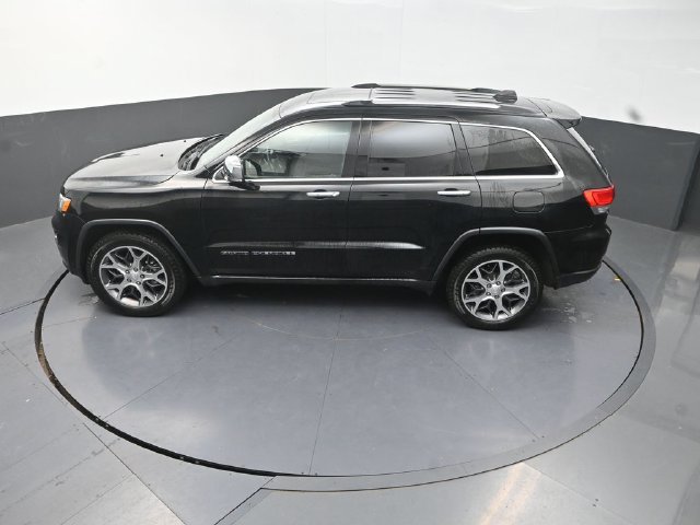 Used 2019 Jeep Grand Cherokee Limited w/ Trailer Tow Group IV AWD/4WD image 15