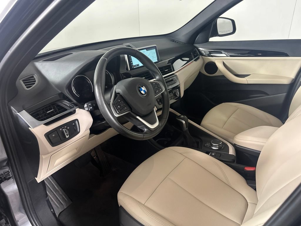Used 2019 BMW X1 xDrive28i w/ Convenience Package AWD/4WD image 4