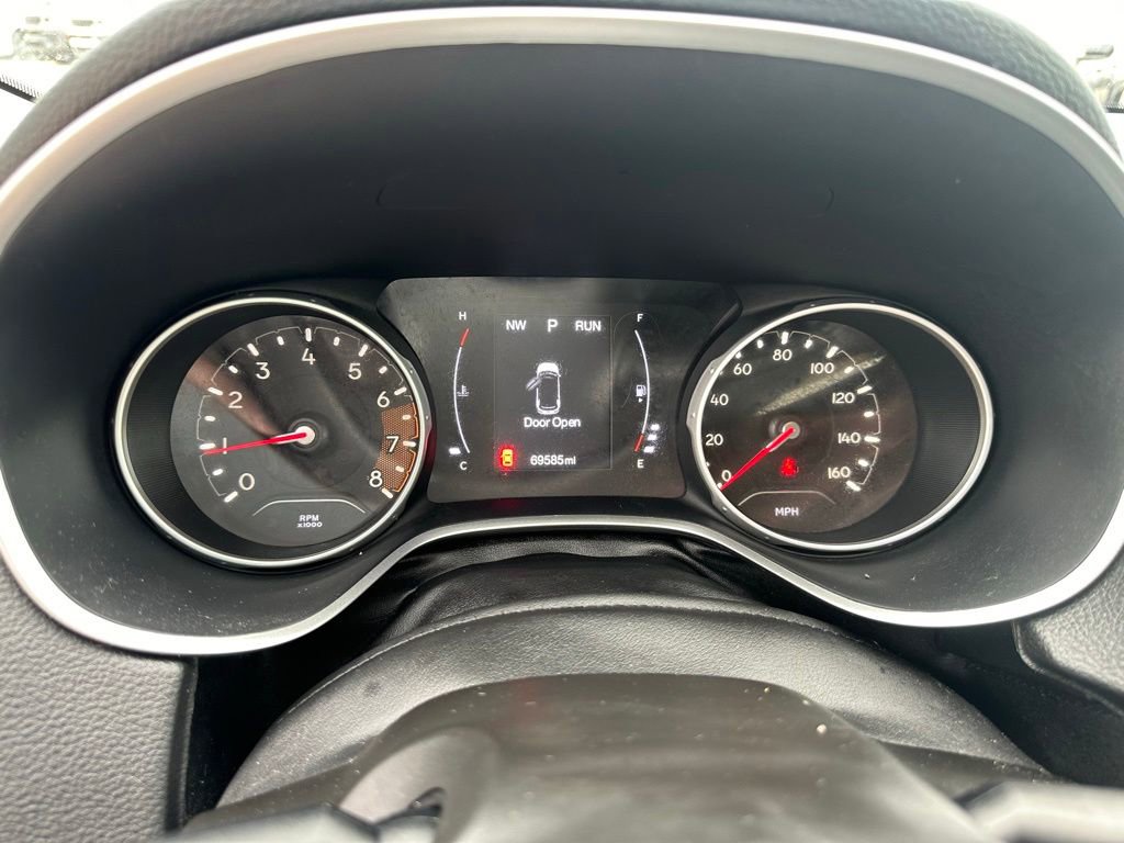 Used 2018 Jeep Compass Latitude AWD/4WD image 7