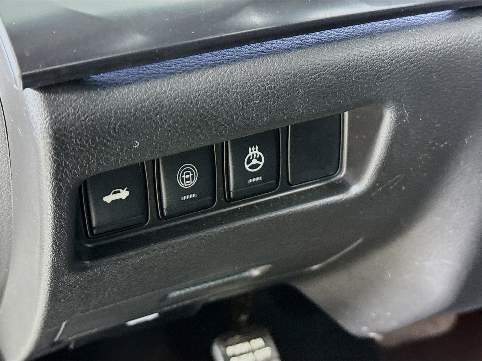 Used 2023 Nissan Maxima SR w/ Sport Mat Group image 9