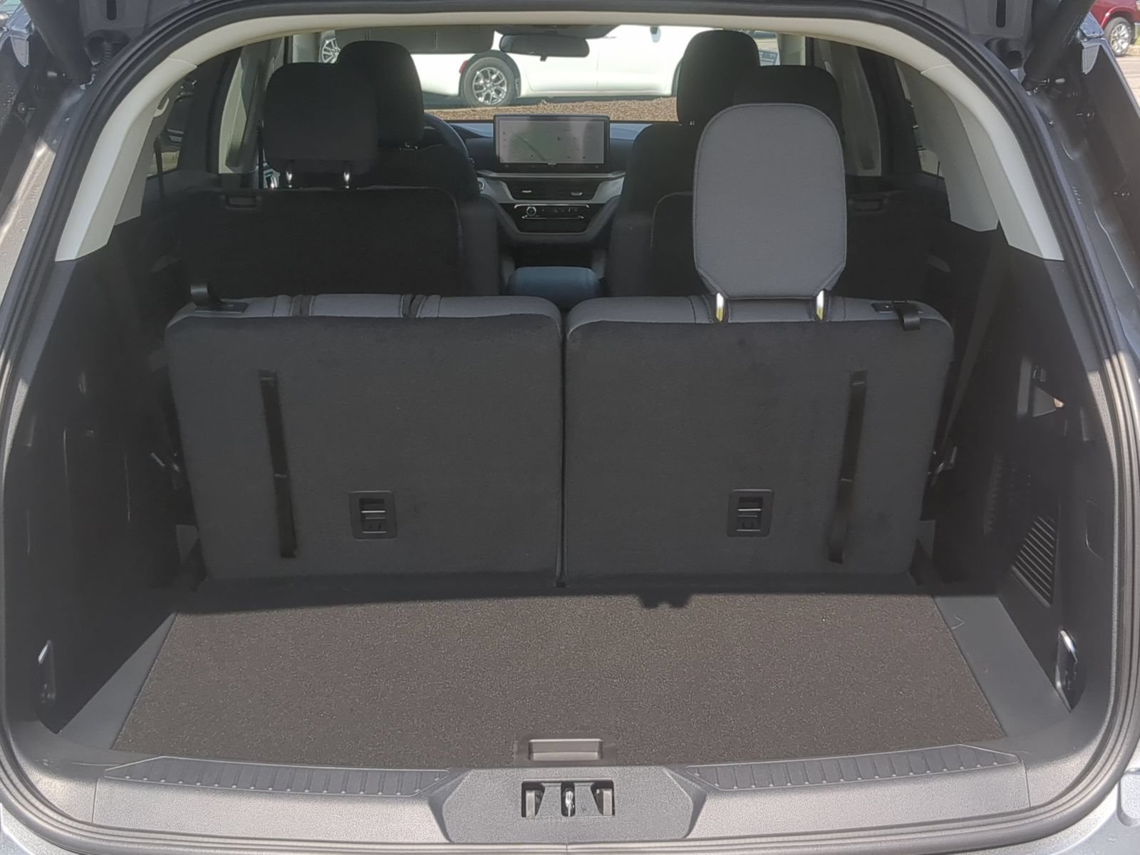 New 2026 Ford Explorer Active AWD/4WD image 33
