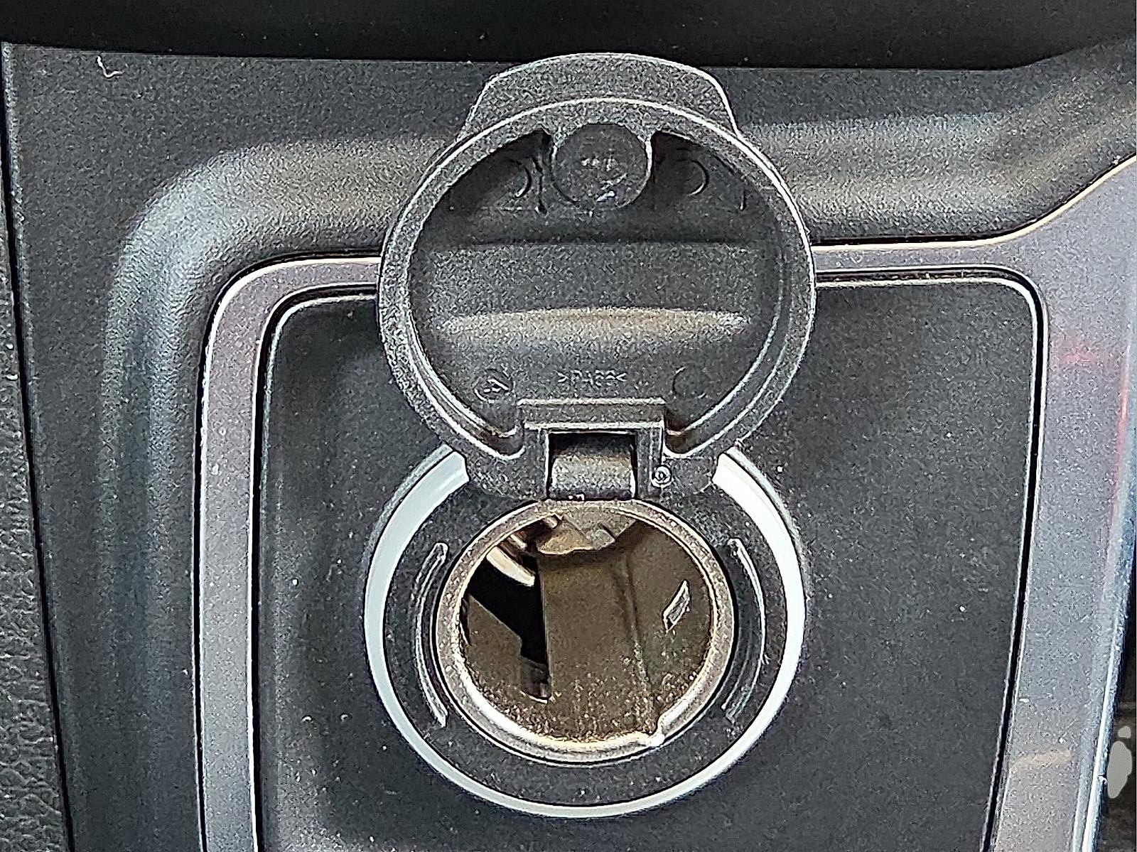 Used 2020 Jeep Wrangler Unlimited Sport image 18